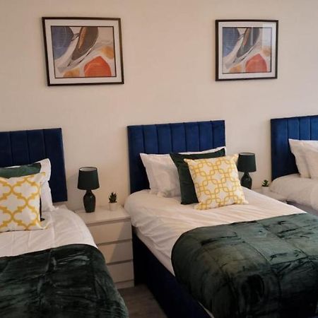 1 Bedroom Apartment - Flitwick - Contractor Friendly - Tourist Ready - Full Kitchen - Wifi - Smart Tv - Sofa Bed - Free Parking - Ideal For Short Or Long Stays Extérieur photo