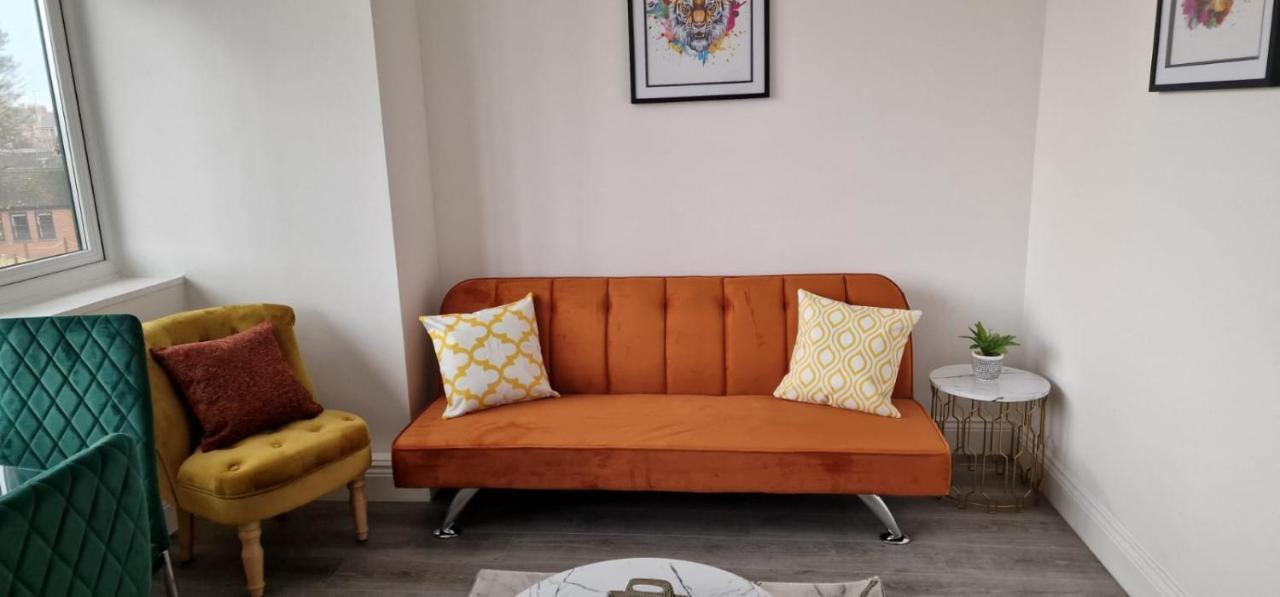 1 Bedroom Apartment - Flitwick - Contractor Friendly - Tourist Ready - Full Kitchen - Wifi - Smart Tv - Sofa Bed - Free Parking - Ideal For Short Or Long Stays Extérieur photo